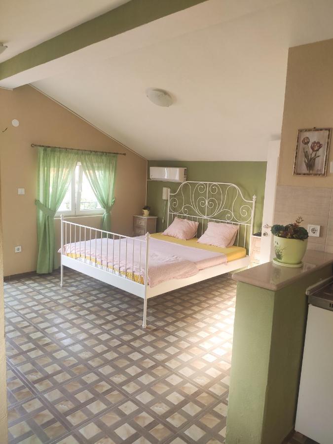 Studio Apartments Krasici Тиват Номер фото